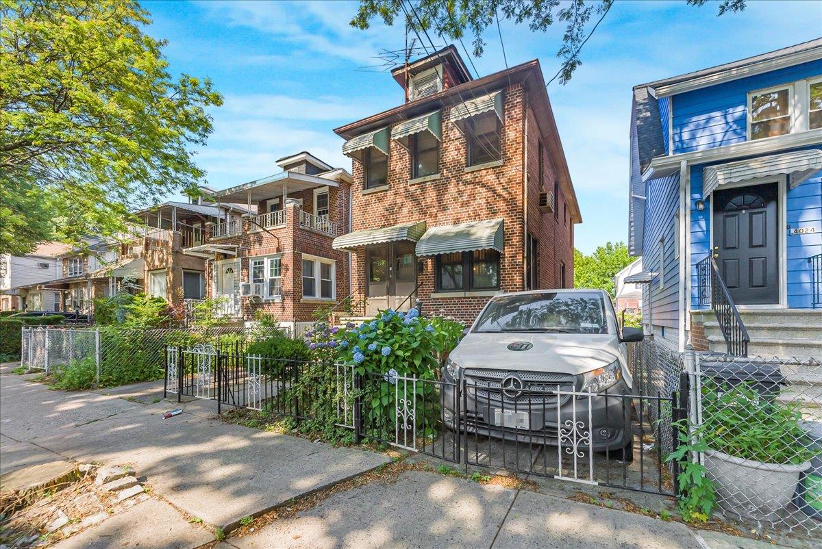 4026 Wickham Avenue, Bronx, NY 10466