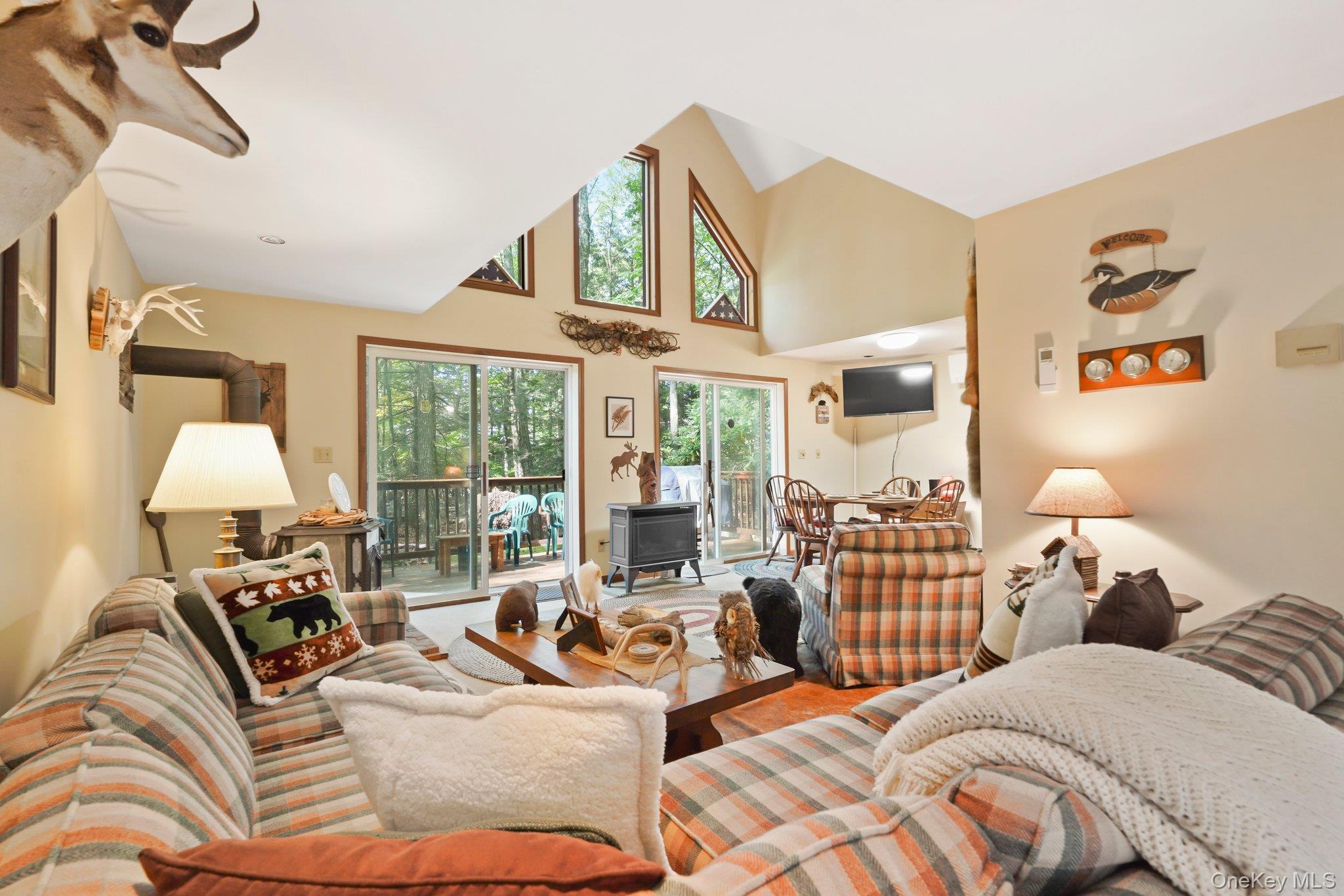 16 Canal Road, Wurtsboro, NY 12790