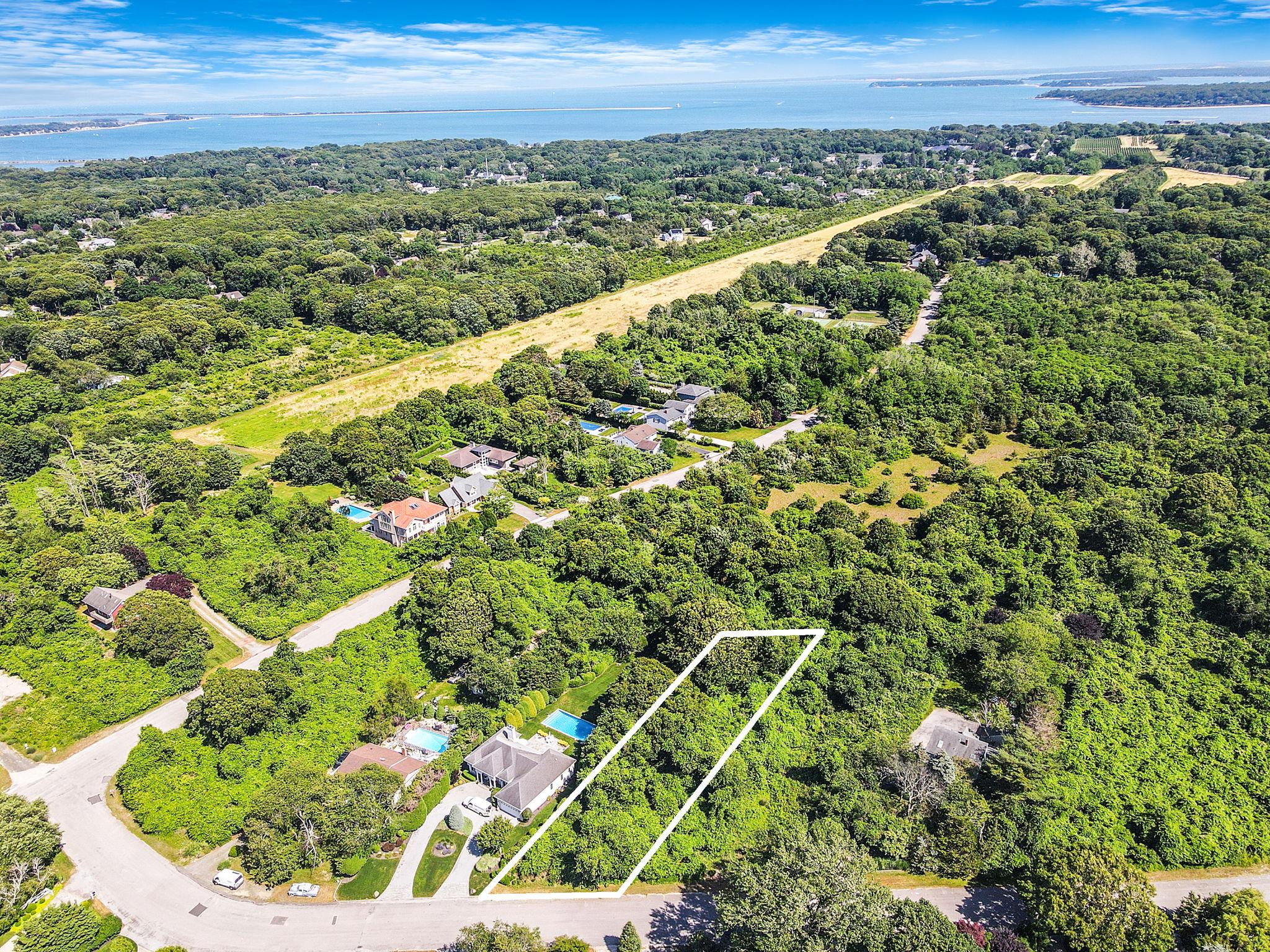 345 The Strand, East Marion, NY 11939