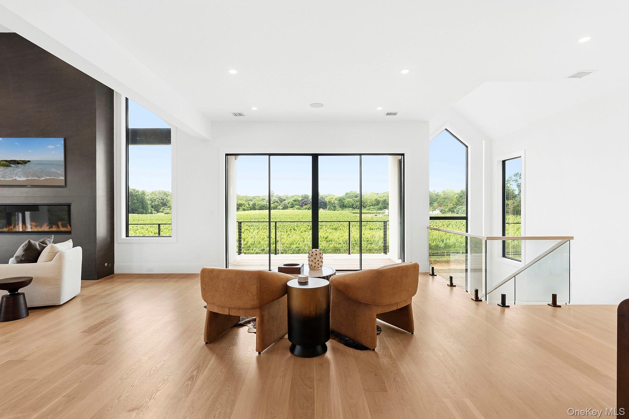 19620 Soundview Avenue, Southold, NY 11971