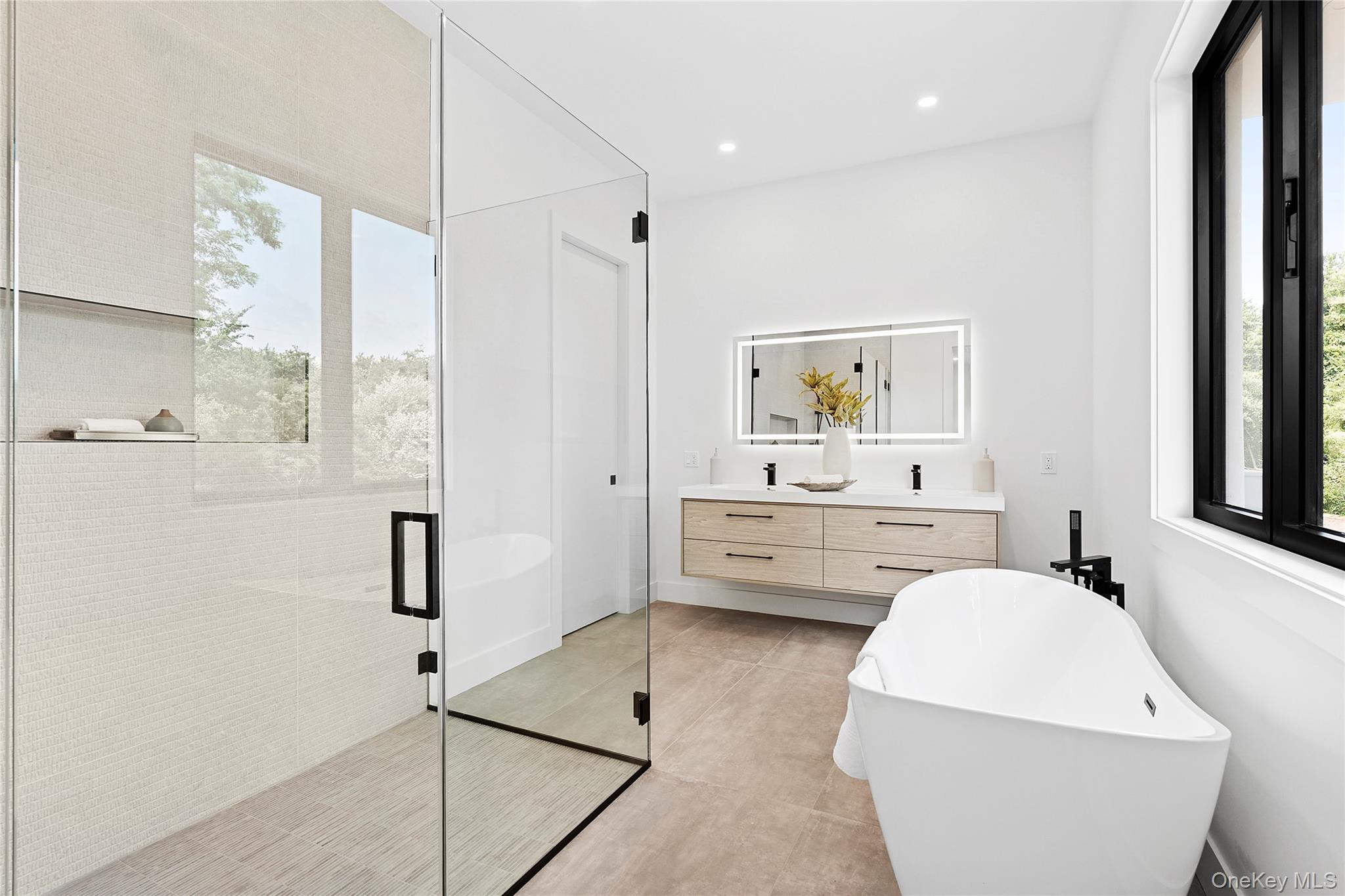 19620 Soundview Avenue, Southold, NY 11971