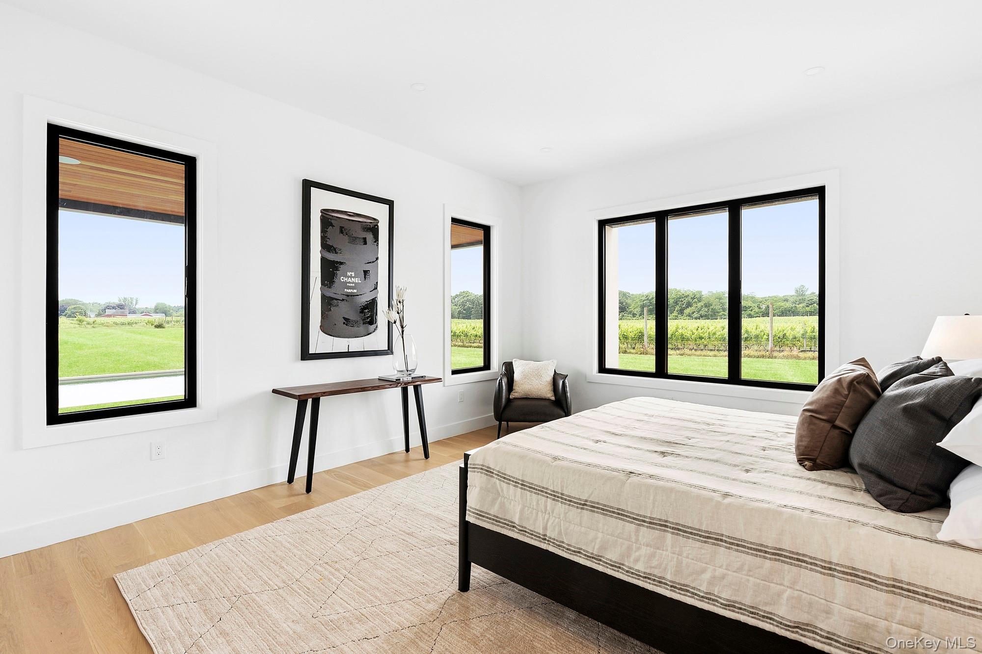 19620 Soundview Avenue, Southold, NY 11971