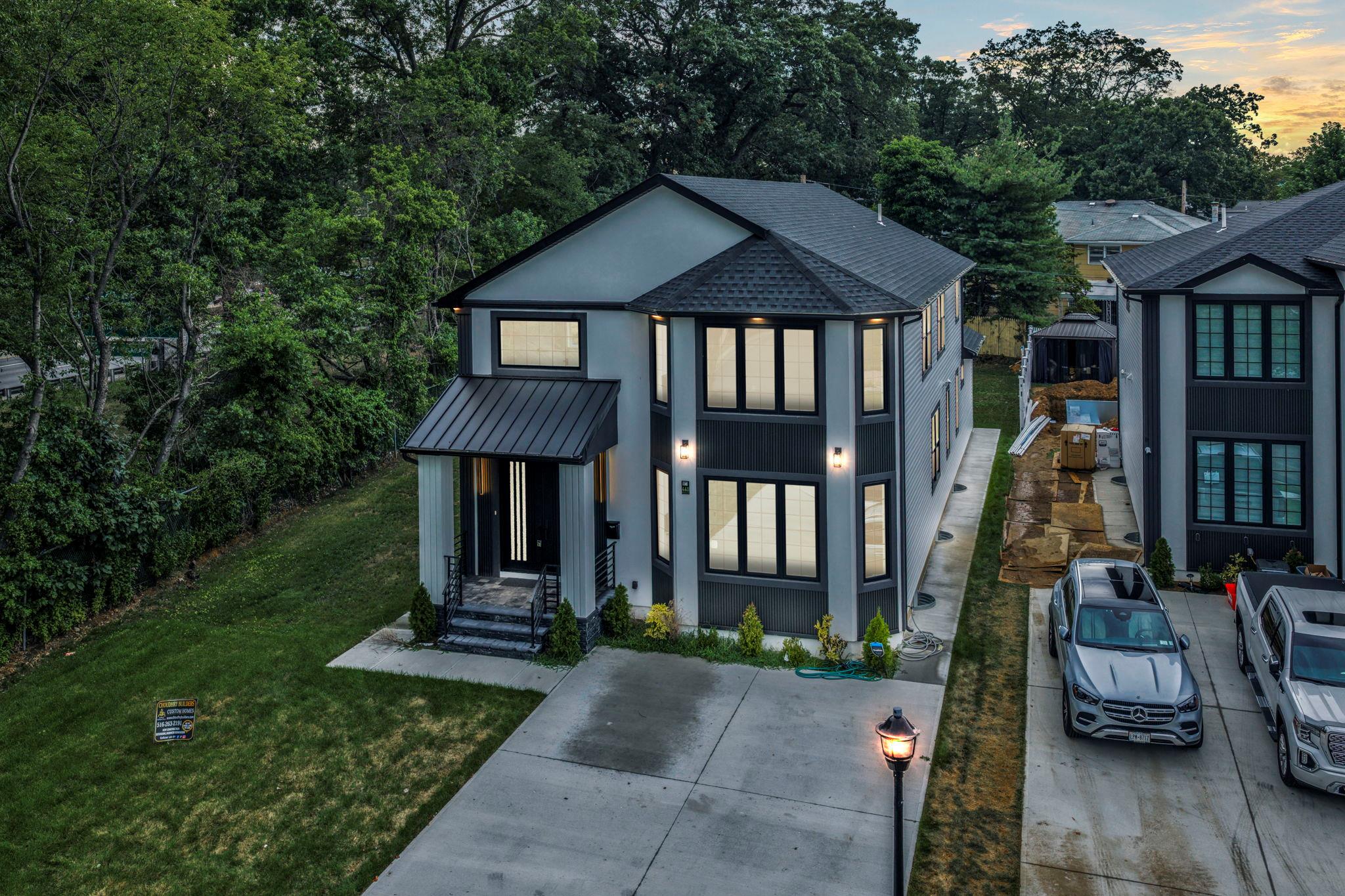 440 Parkway Drive, Elmont, NY 11003