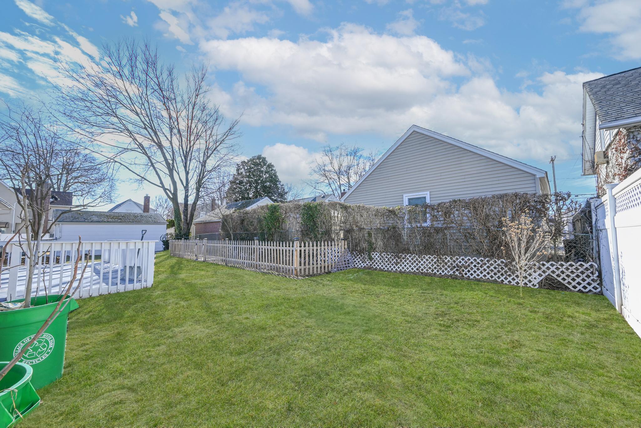 515 S 12th Street # A, New Hyde Park, NY 11040