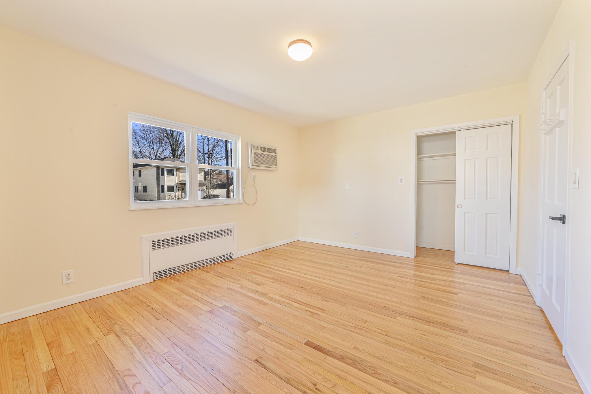 515 S 12th Street # A, New Hyde Park, NY 11040