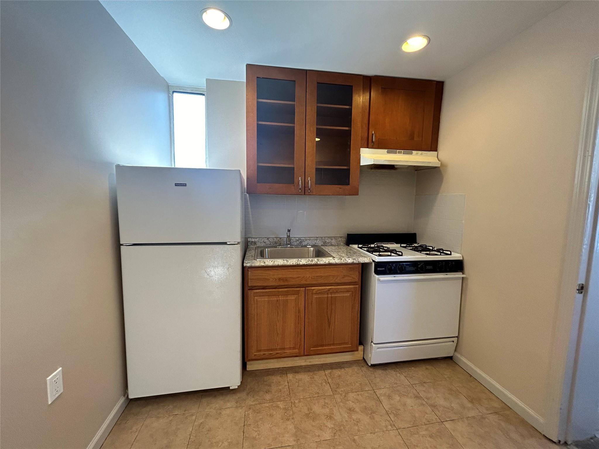 741 Clocks Boulevard # 1 S, Massapequa, NY 11758