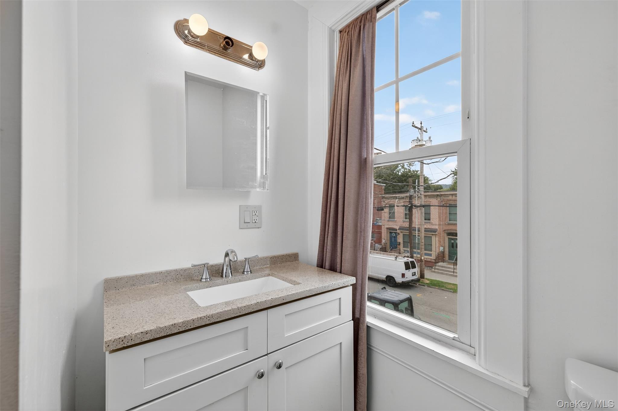 121 William Street, Newburgh, NY 12550