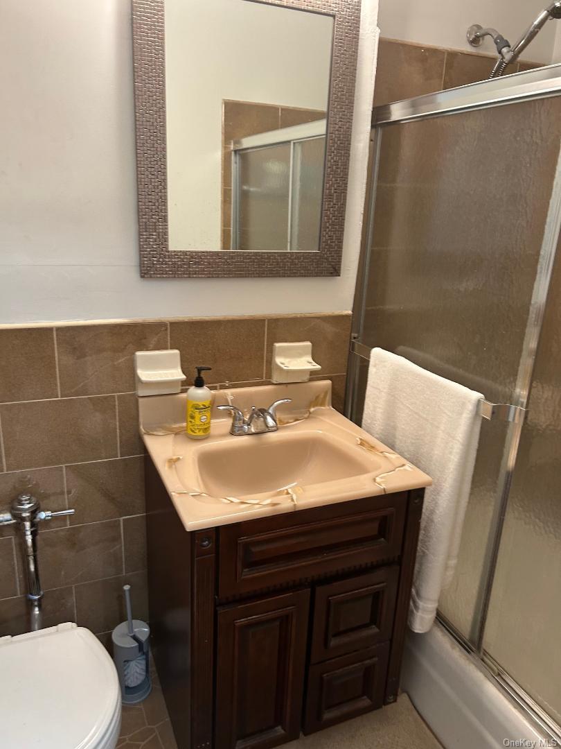 87-10 149th Avenue # 5D, Howard Beach, NY 11414