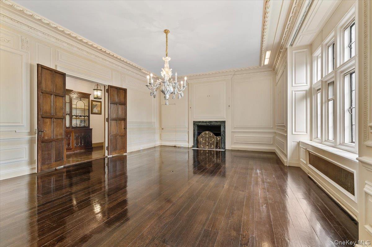 127 Horseshoe Road, Mill Neck, NY 11765