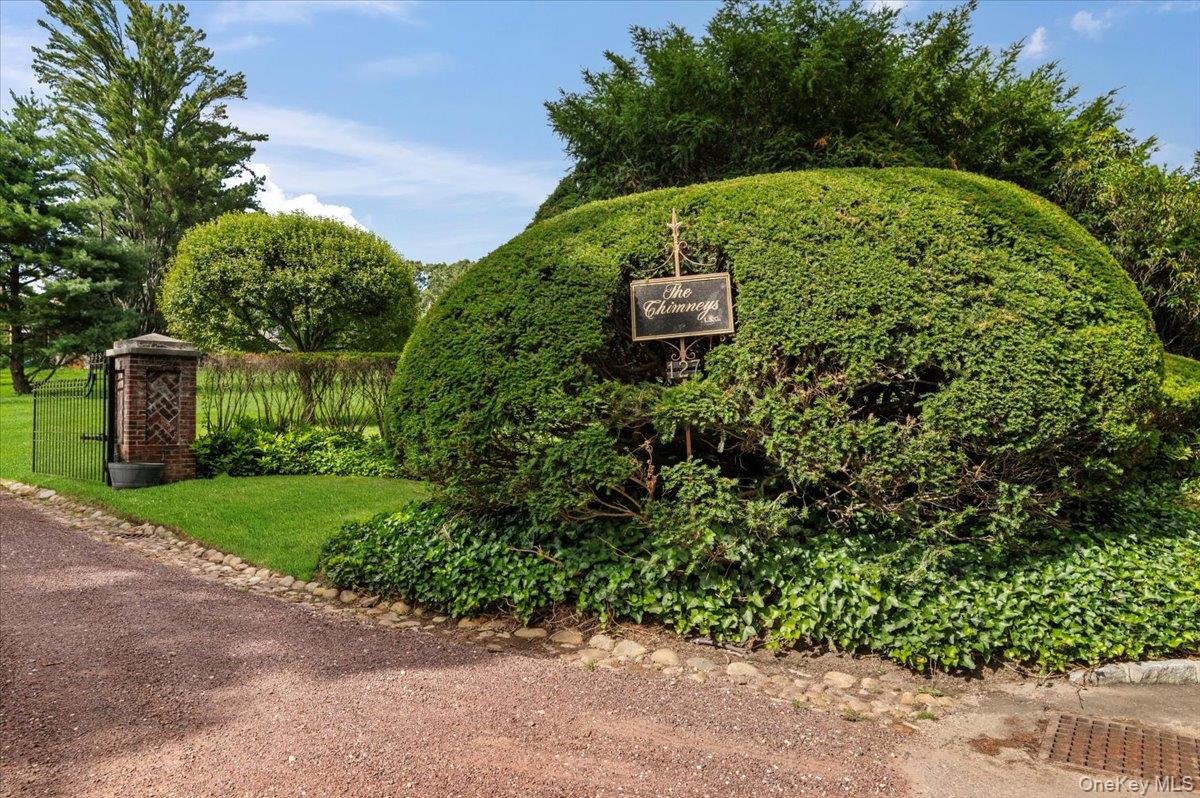 127 Horseshoe Road, Mill Neck, NY 11765