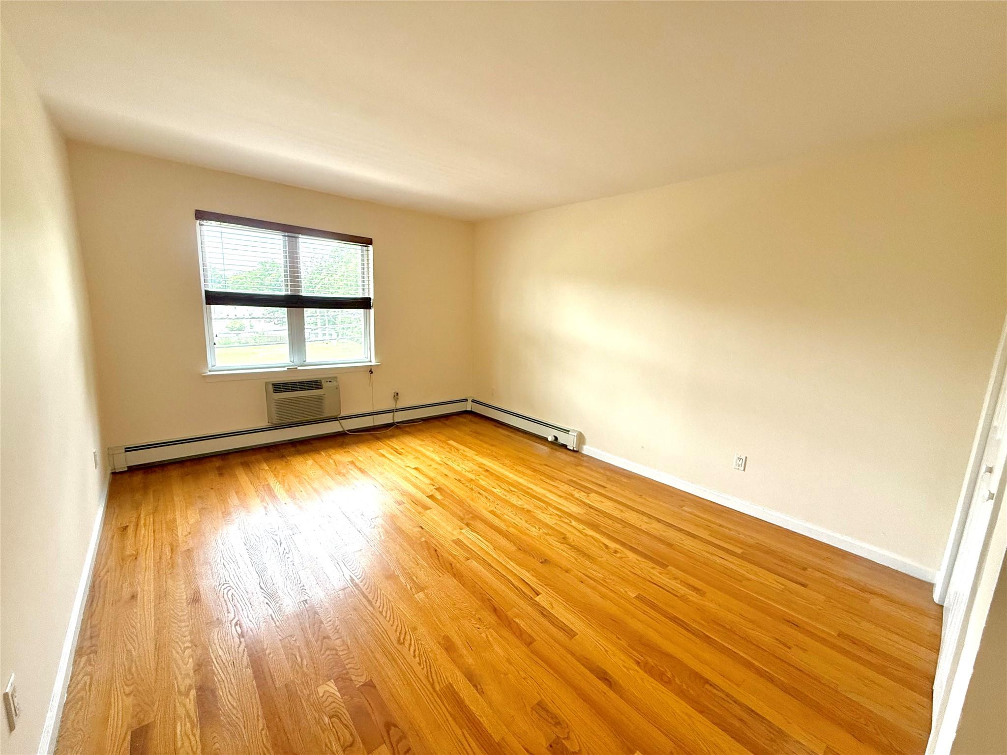 17 Broadway # 2K, Harrison, NY 10528