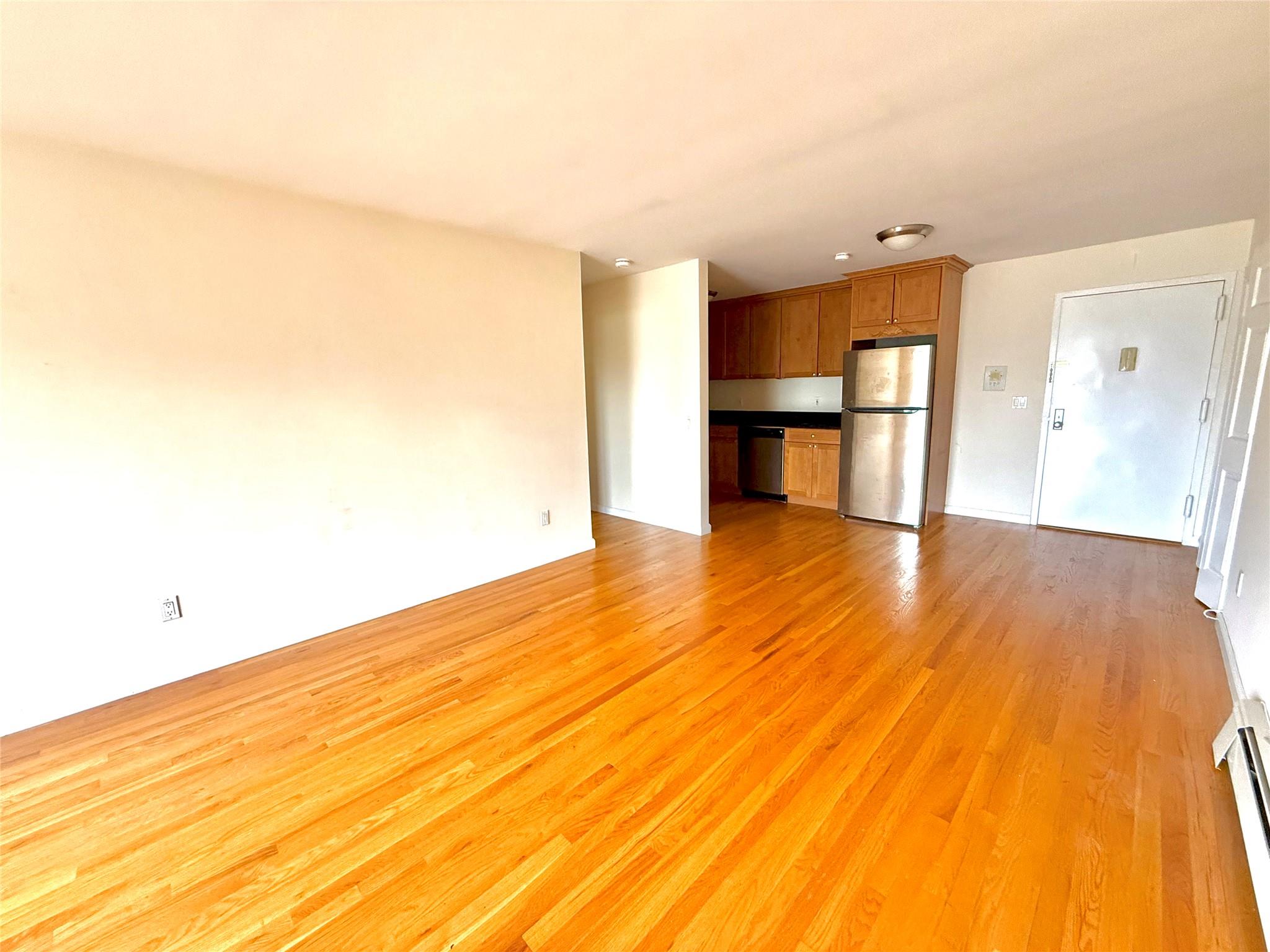 17 Broadway # 2K, Harrison, NY 10528