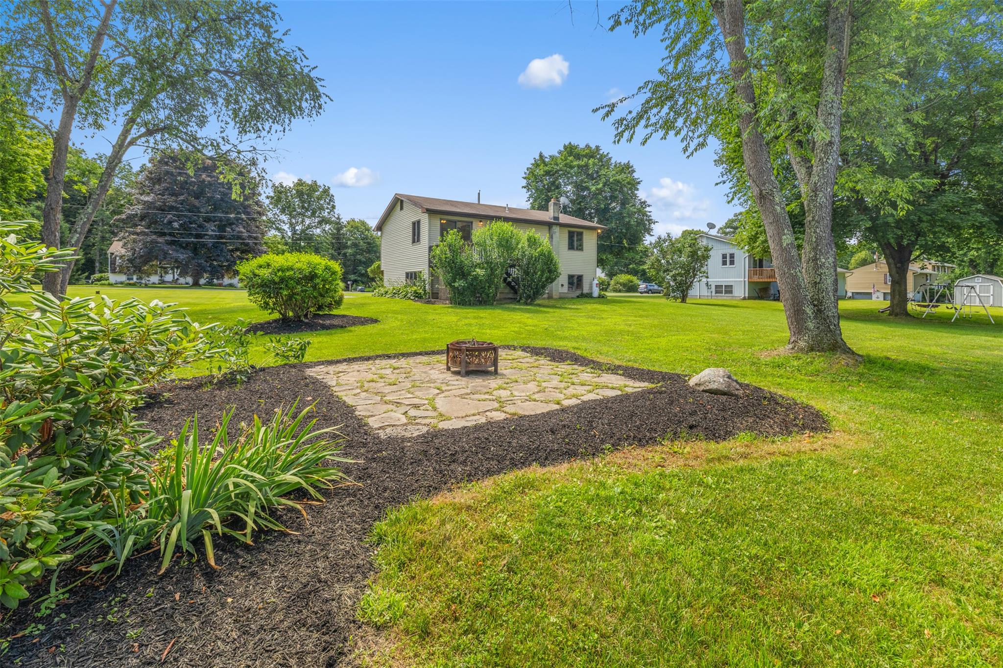 16 Orchard Lane, Highland, NY 12528