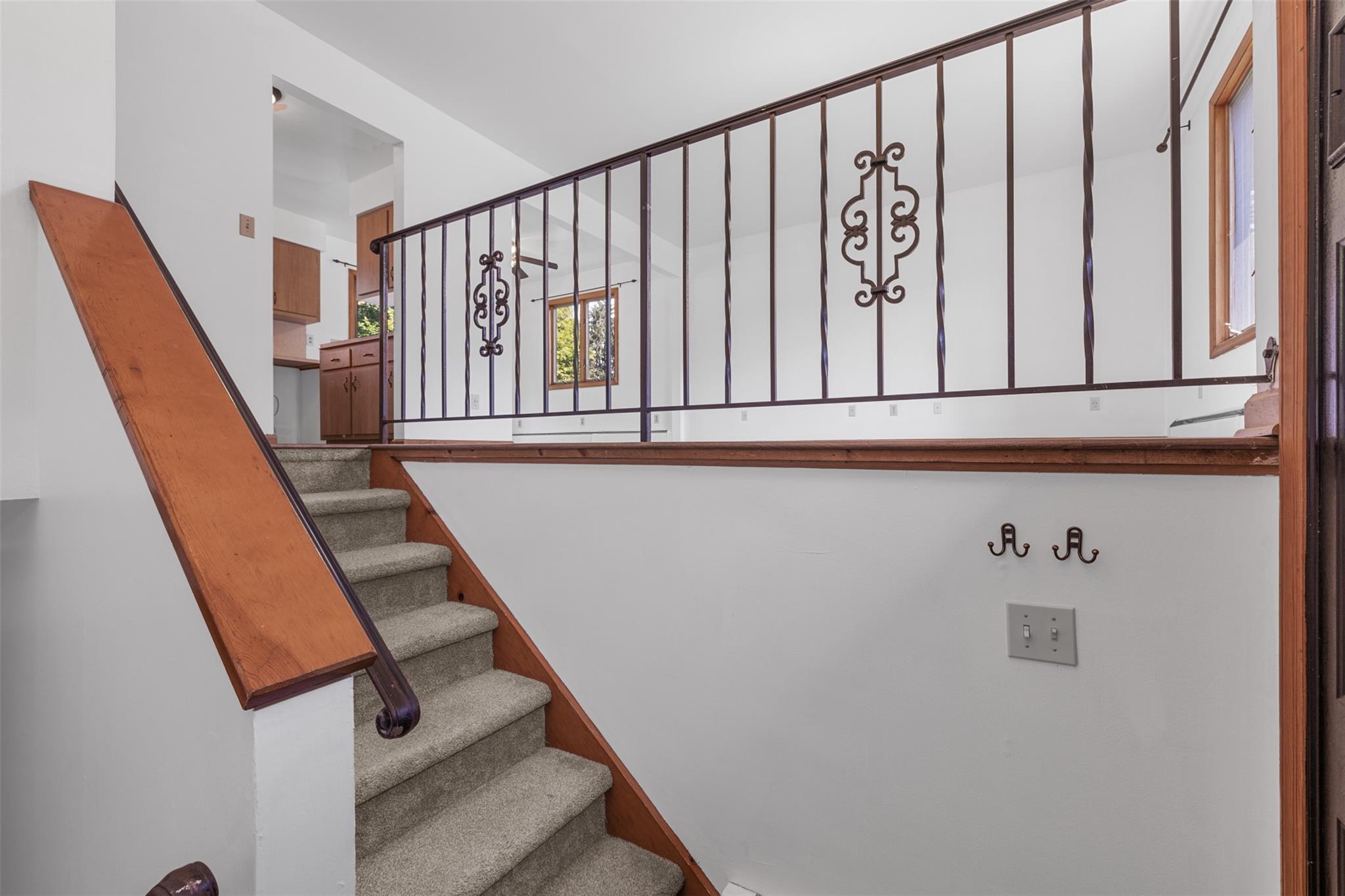 16 Orchard Lane, Highland, NY 12528