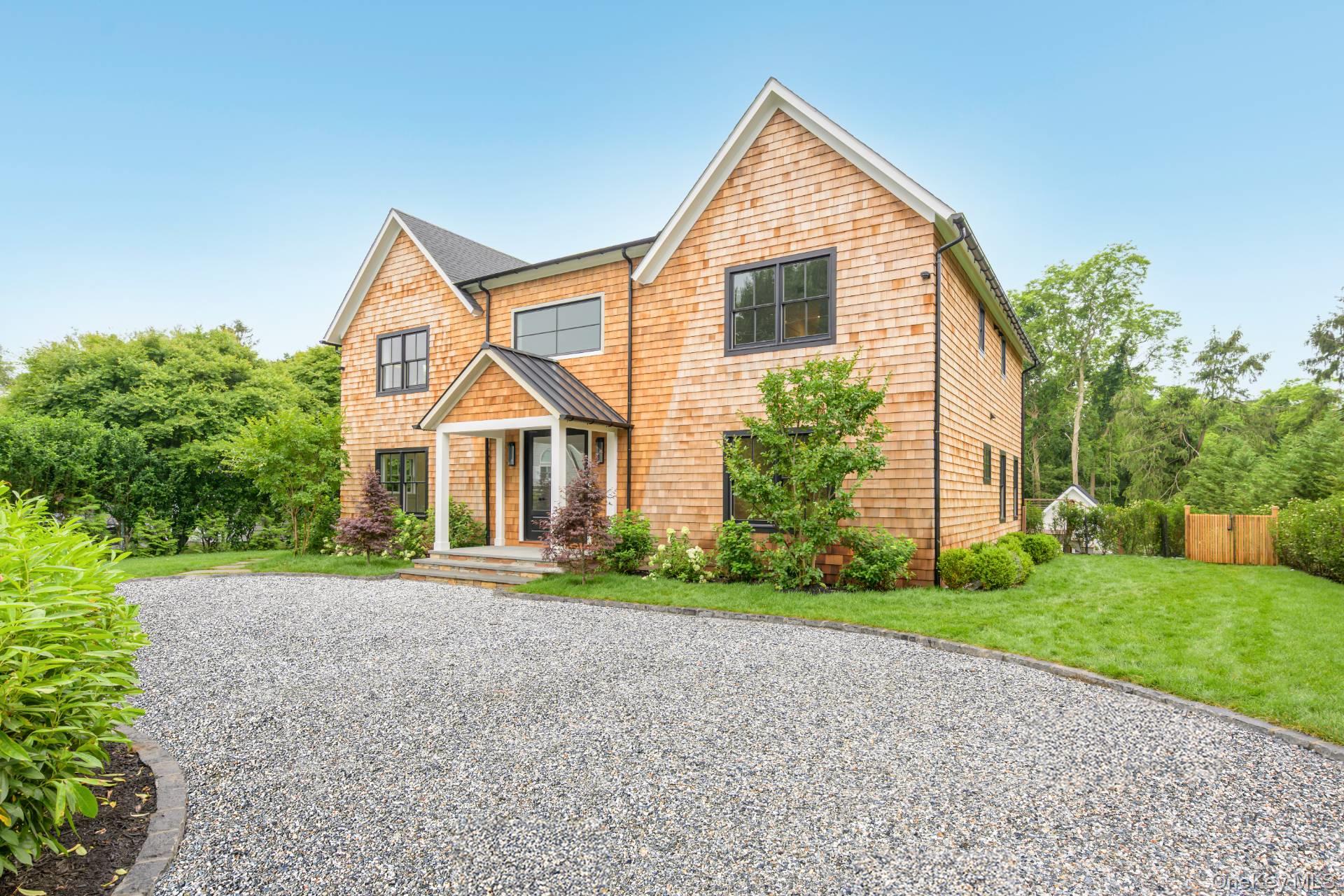 9 Kings Lane, Southampton, NY 11968