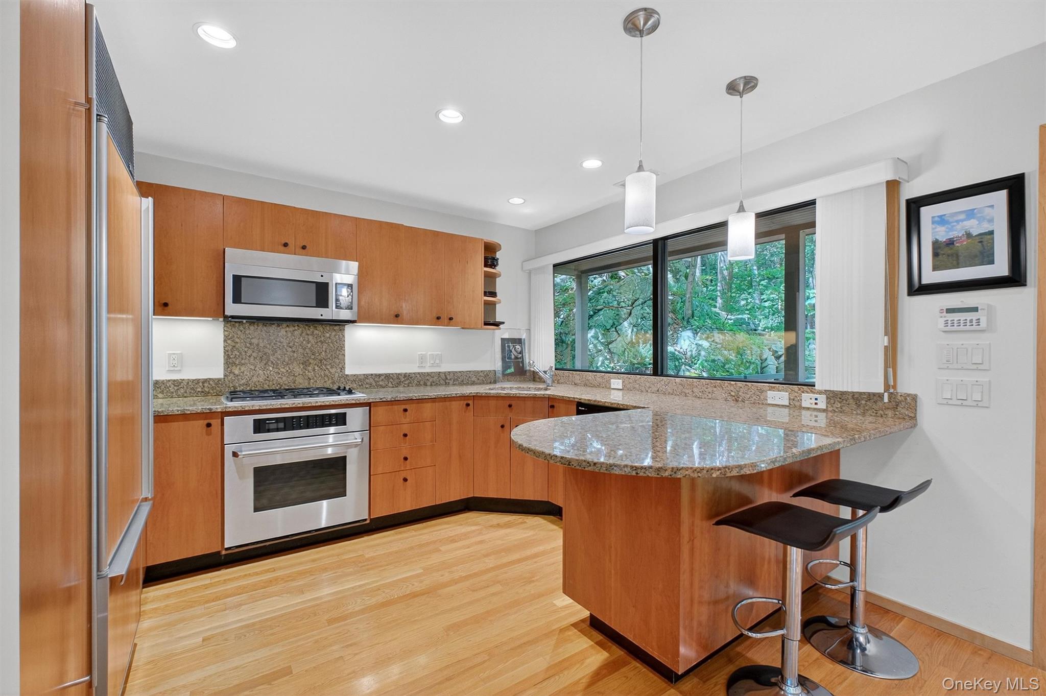 16 Gorge Lane, Pound Ridge, NY 10576