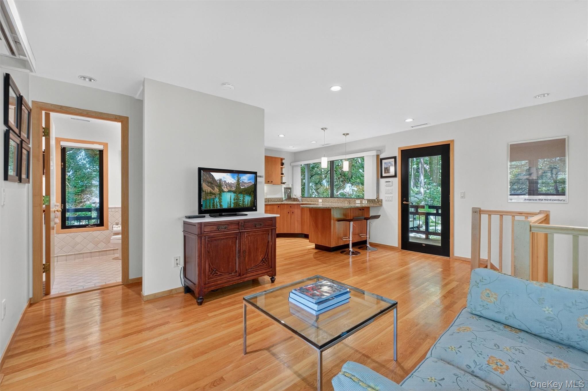 16 Gorge Lane, Pound Ridge, NY 10576