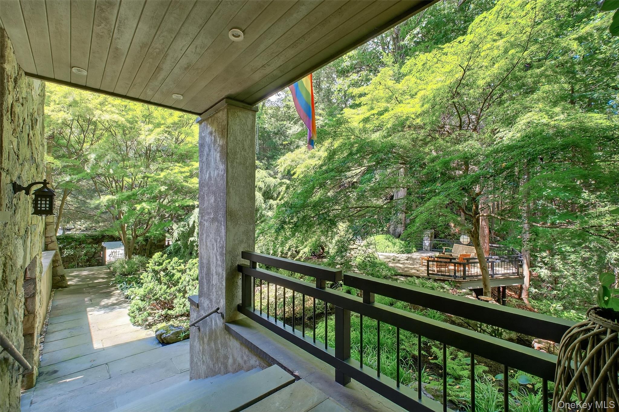 16 Gorge Lane, Pound Ridge, NY 10576