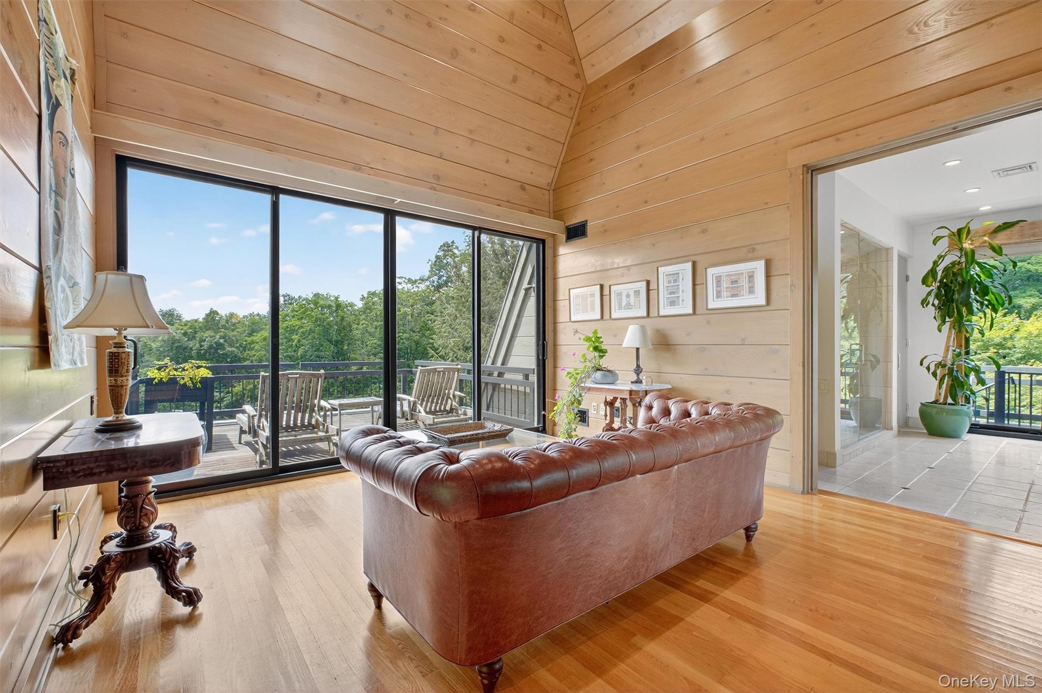 16 Gorge Lane, Pound Ridge, NY 10576