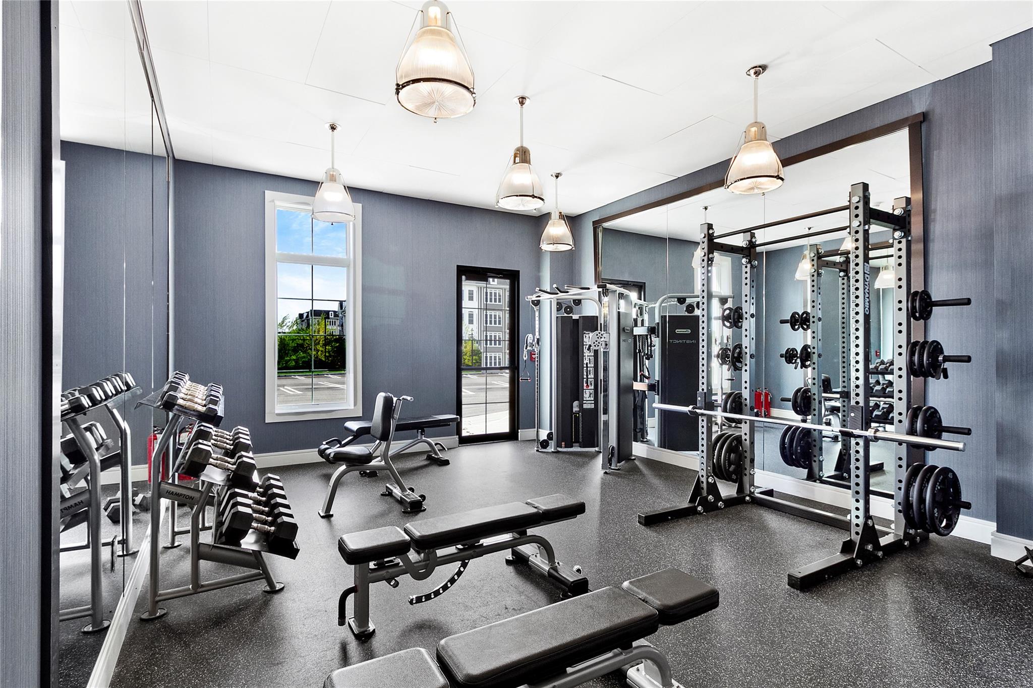 990 Corporate Drive # 327, Westbury, NY 11590