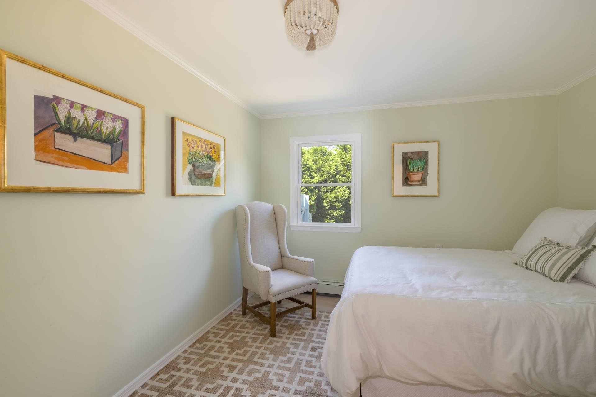 84 Meadow Way, East Hampton, NY 11937
