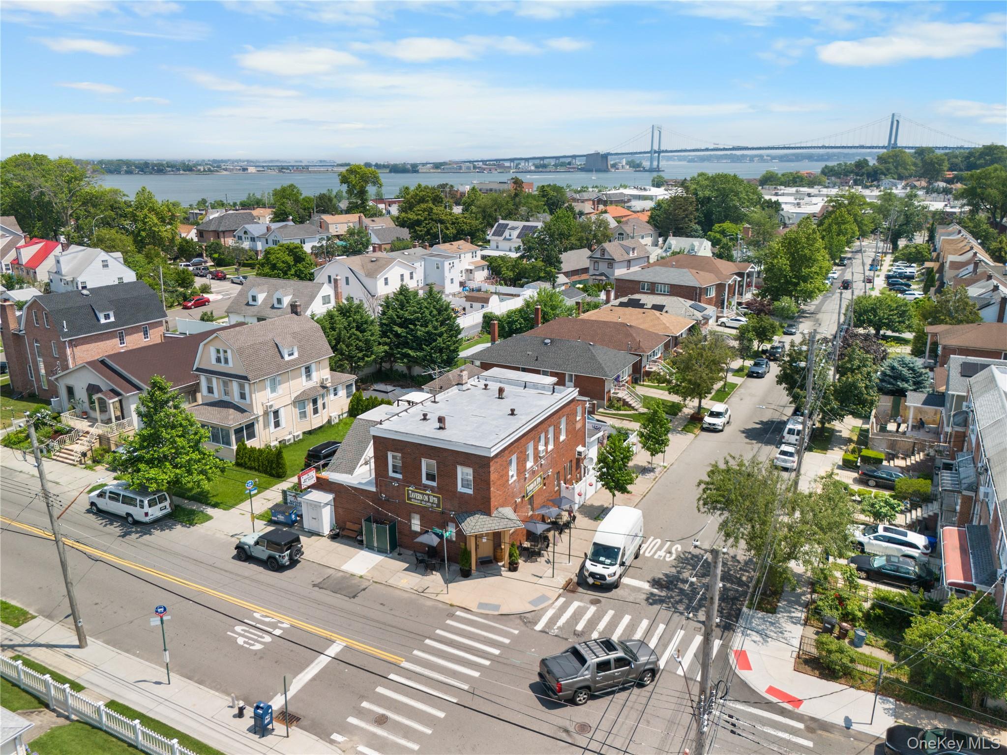 9-17 Clintonville Street, Whitestone, NY 11357