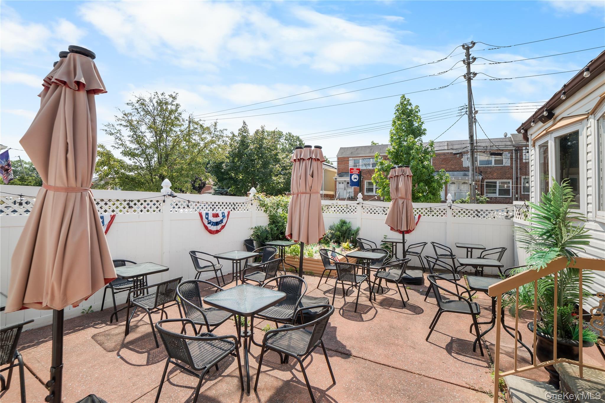 9-17 Clintonville Street, Whitestone, NY 11357