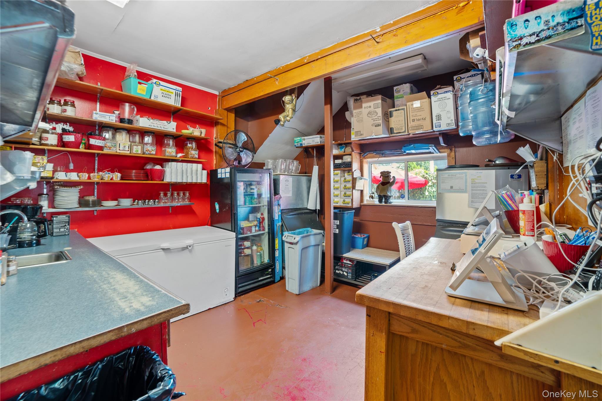 9-17 Clintonville Street, Whitestone, NY 11357