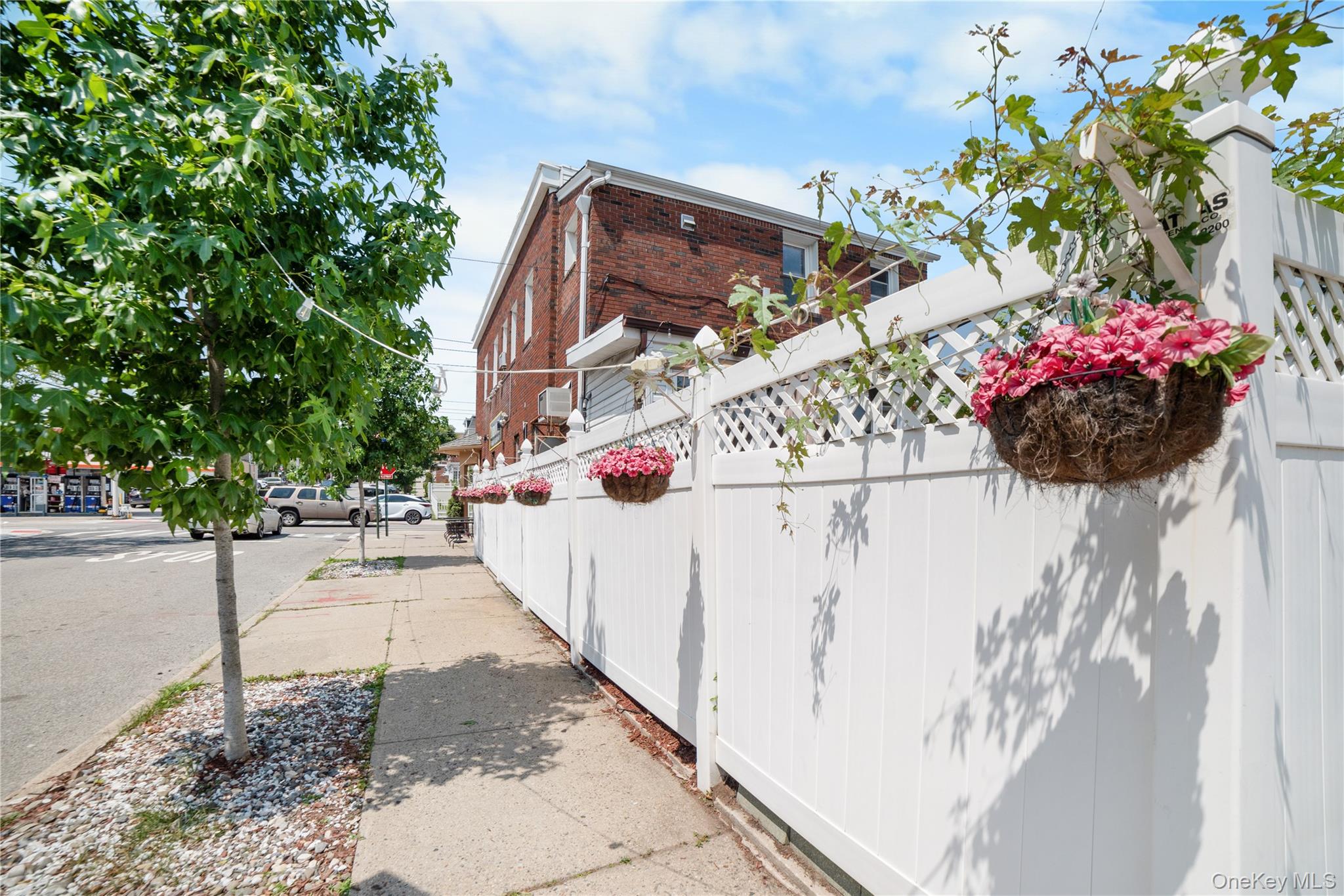 9-17 Clintonville Street, Whitestone, NY 11357