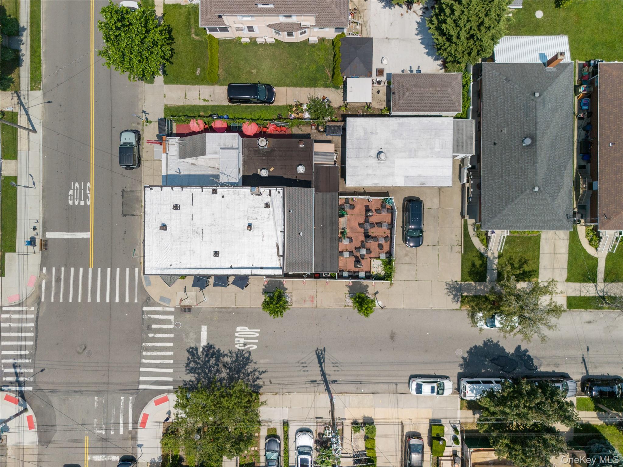 9-17 Clintonville Street, Whitestone, NY 11357