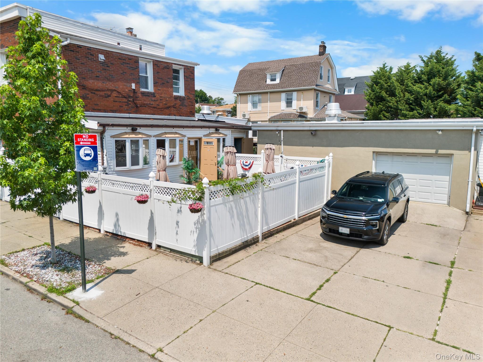 9-17 Clintonville Street, Whitestone, NY 11357