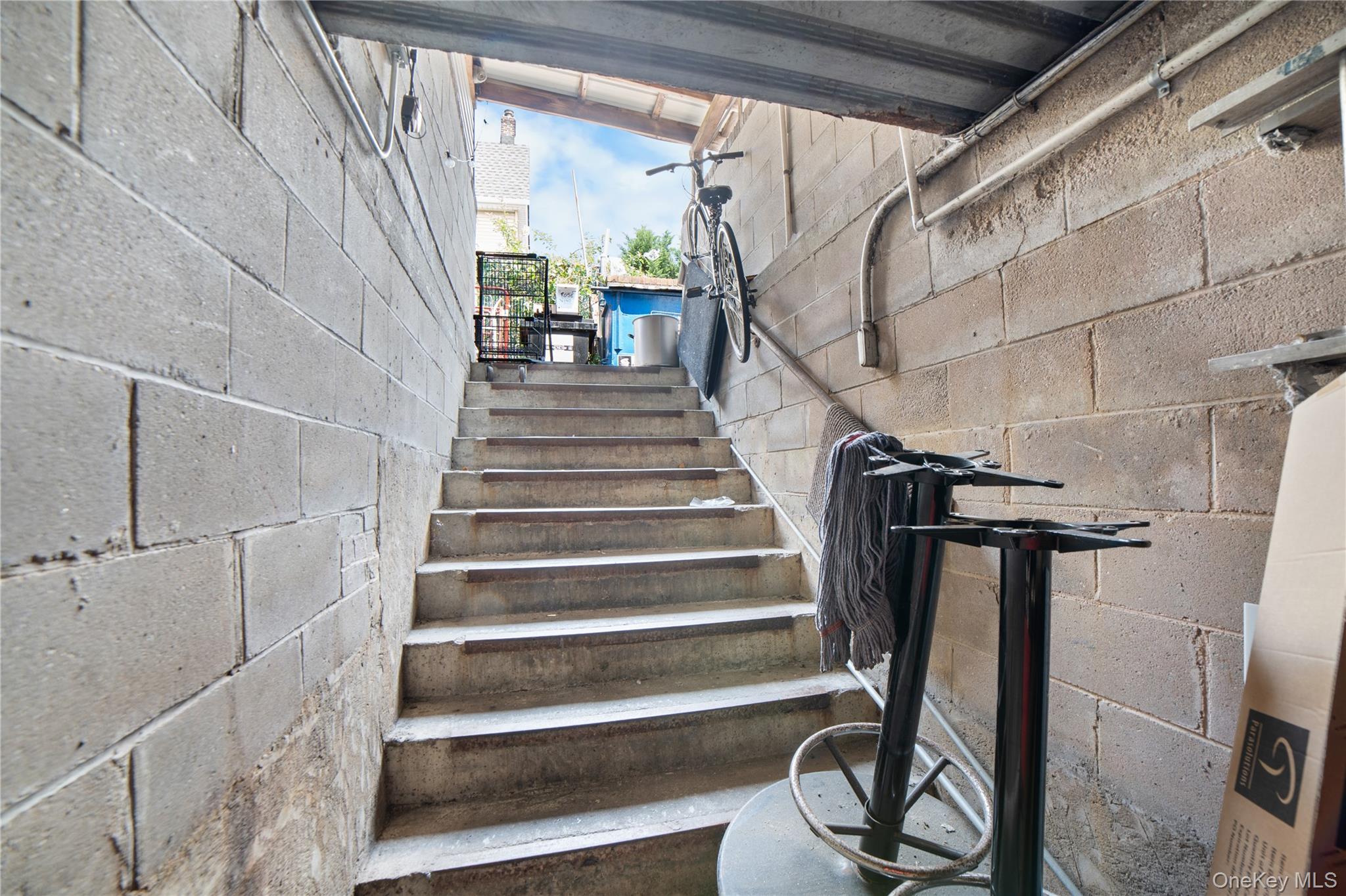 9-17 Clintonville Street, Whitestone, NY 11357