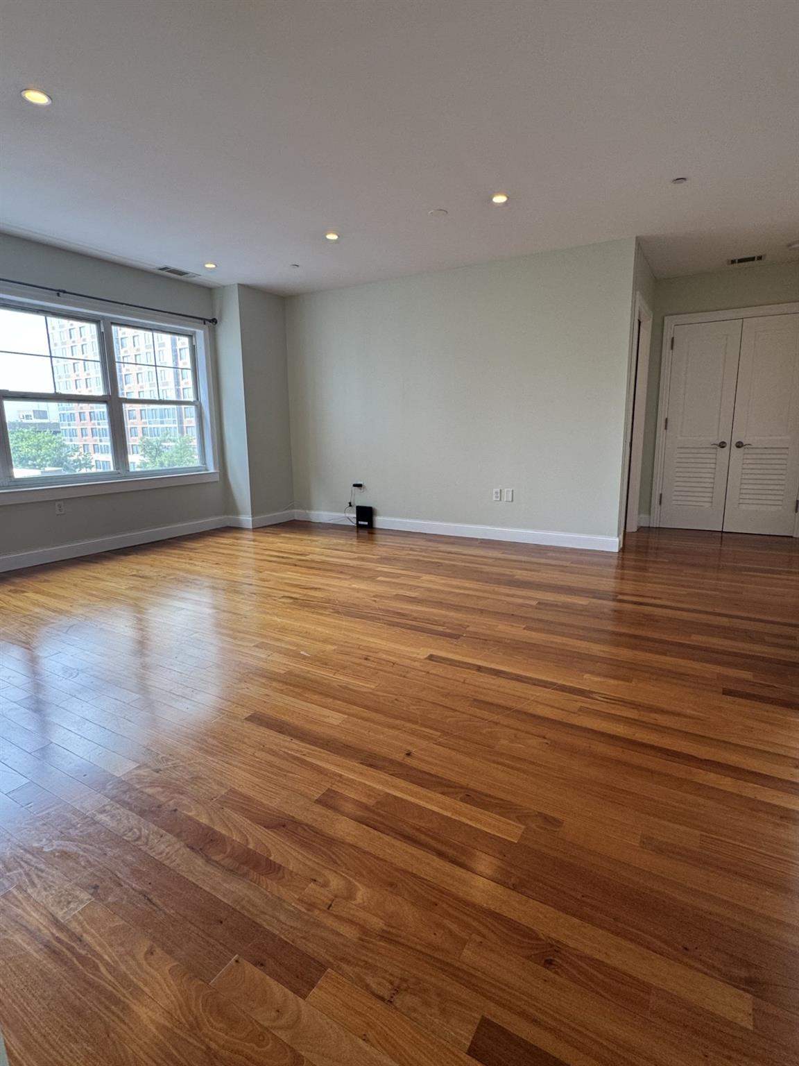 543 Main Street # 408, New Rochelle, NY 10801