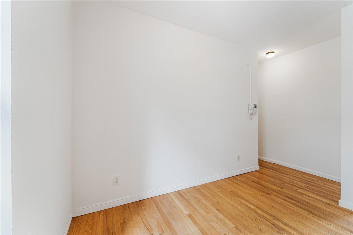 2137 33rd Street # 3D, Astoria, NY 11105