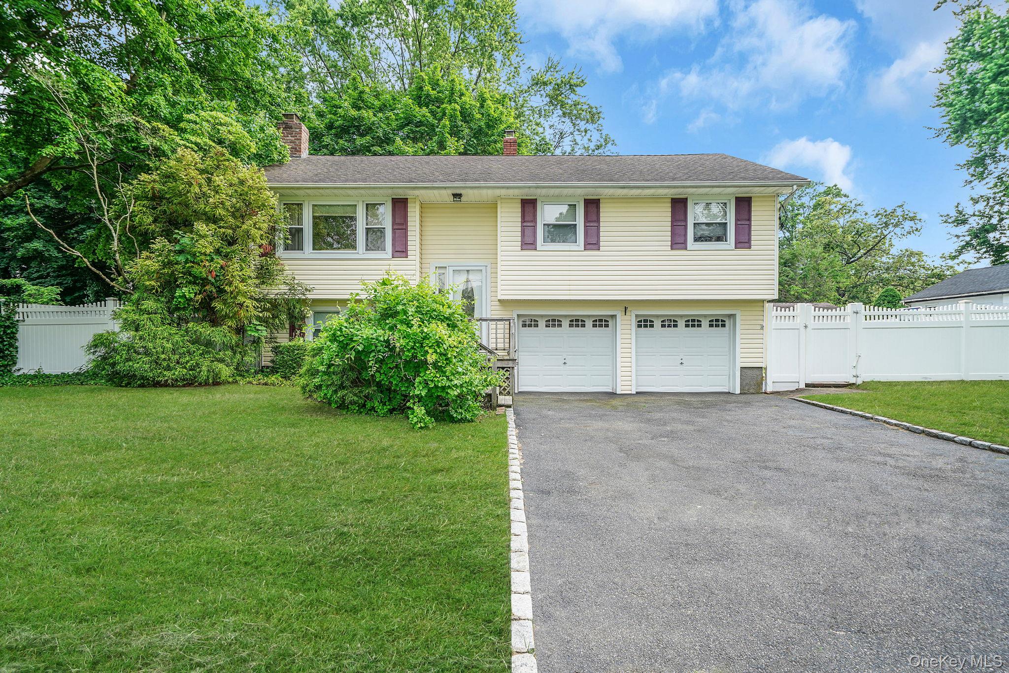 4 Margaret Drive, Nesconset, NY 11767