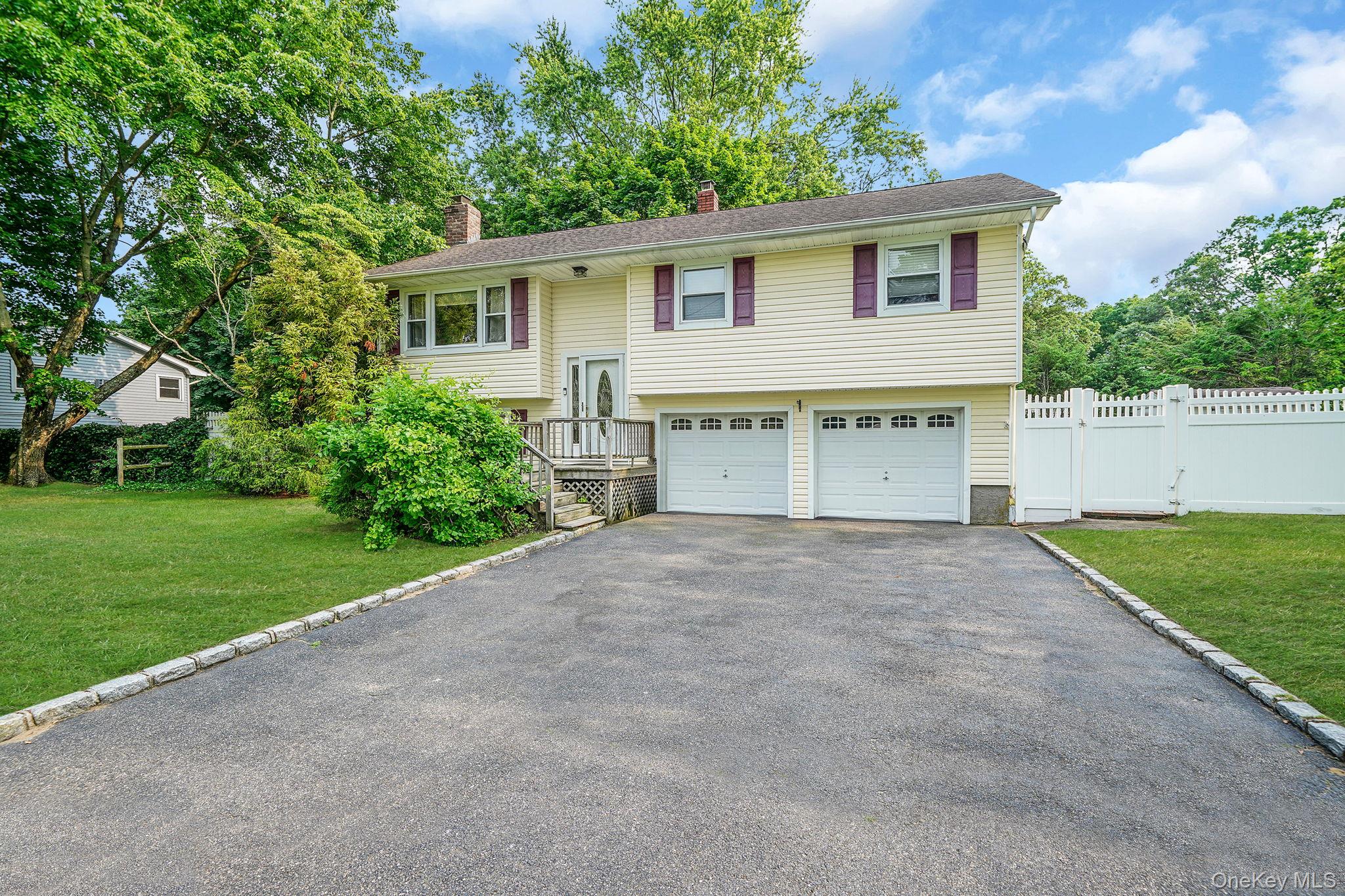 4 Margaret Drive, Nesconset, NY 11767