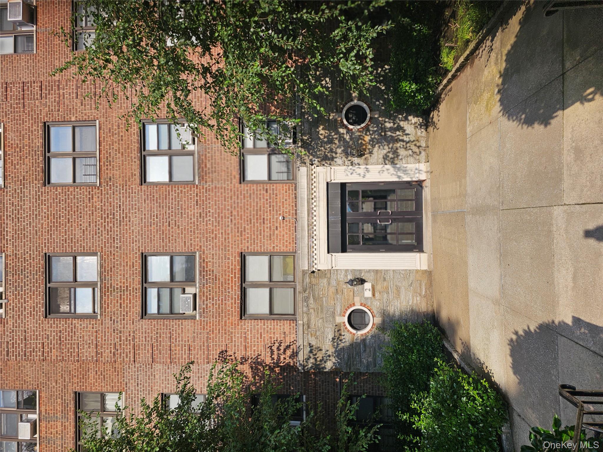 2 Fisher Drive # 618, Mount Vernon, NY 10552