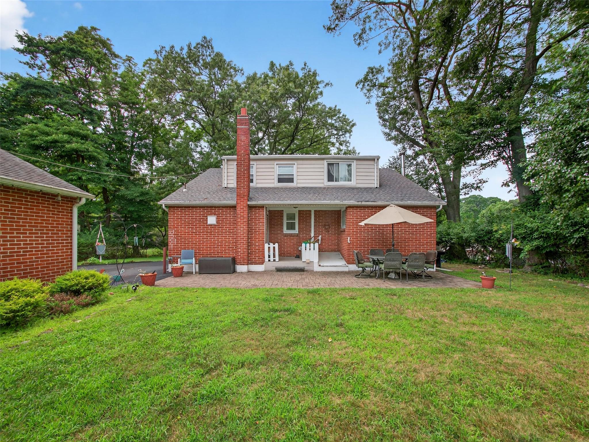 3 Birch Street, Airmont, NY 10952