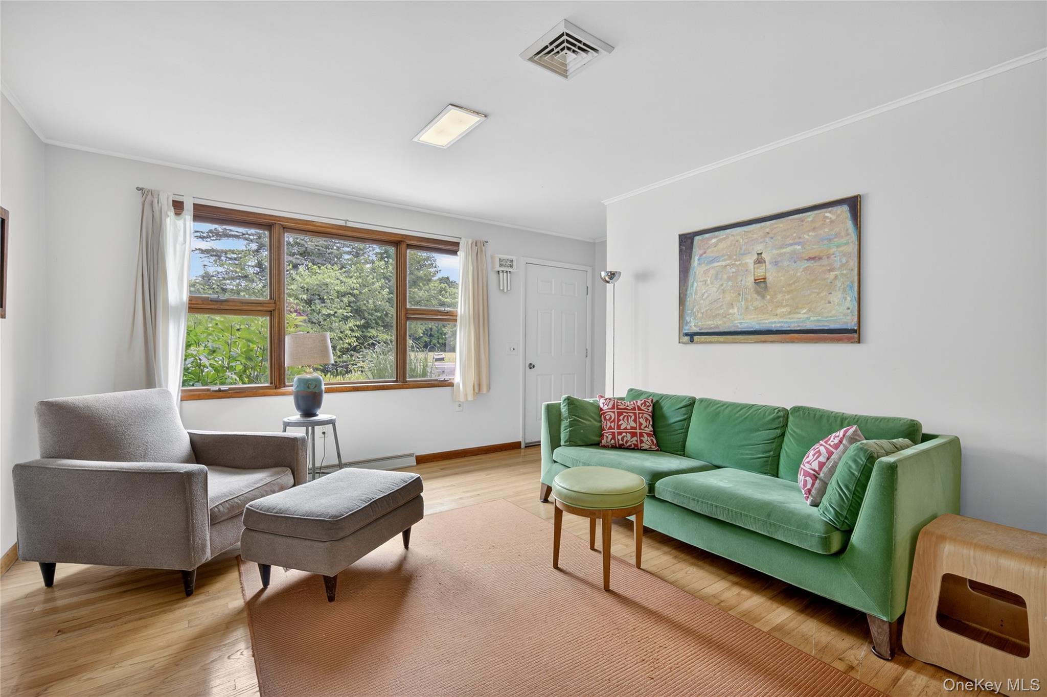 7641 N Broadway, Red Hook, NY 12571