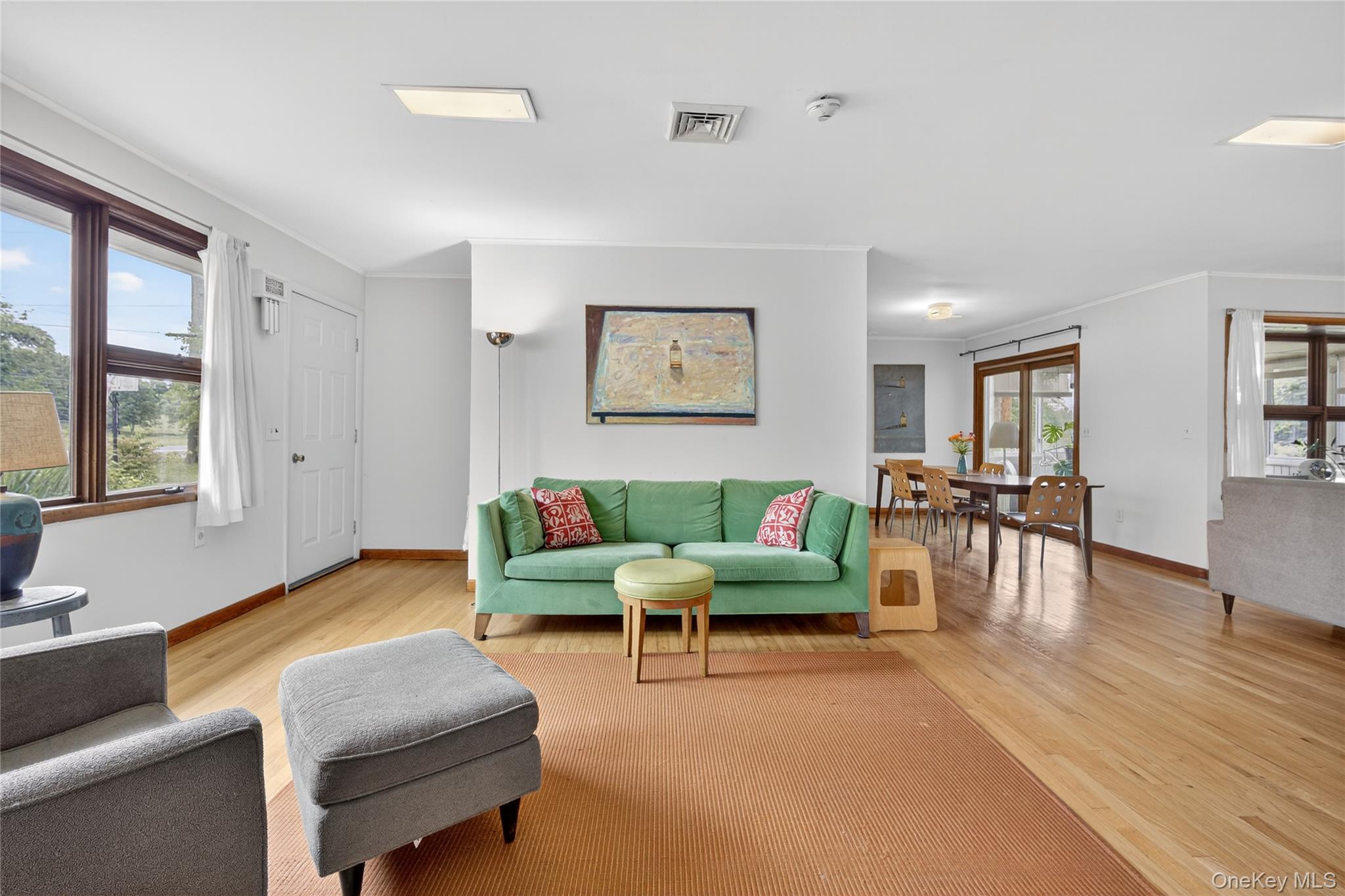 7641 N Broadway, Red Hook, NY 12571