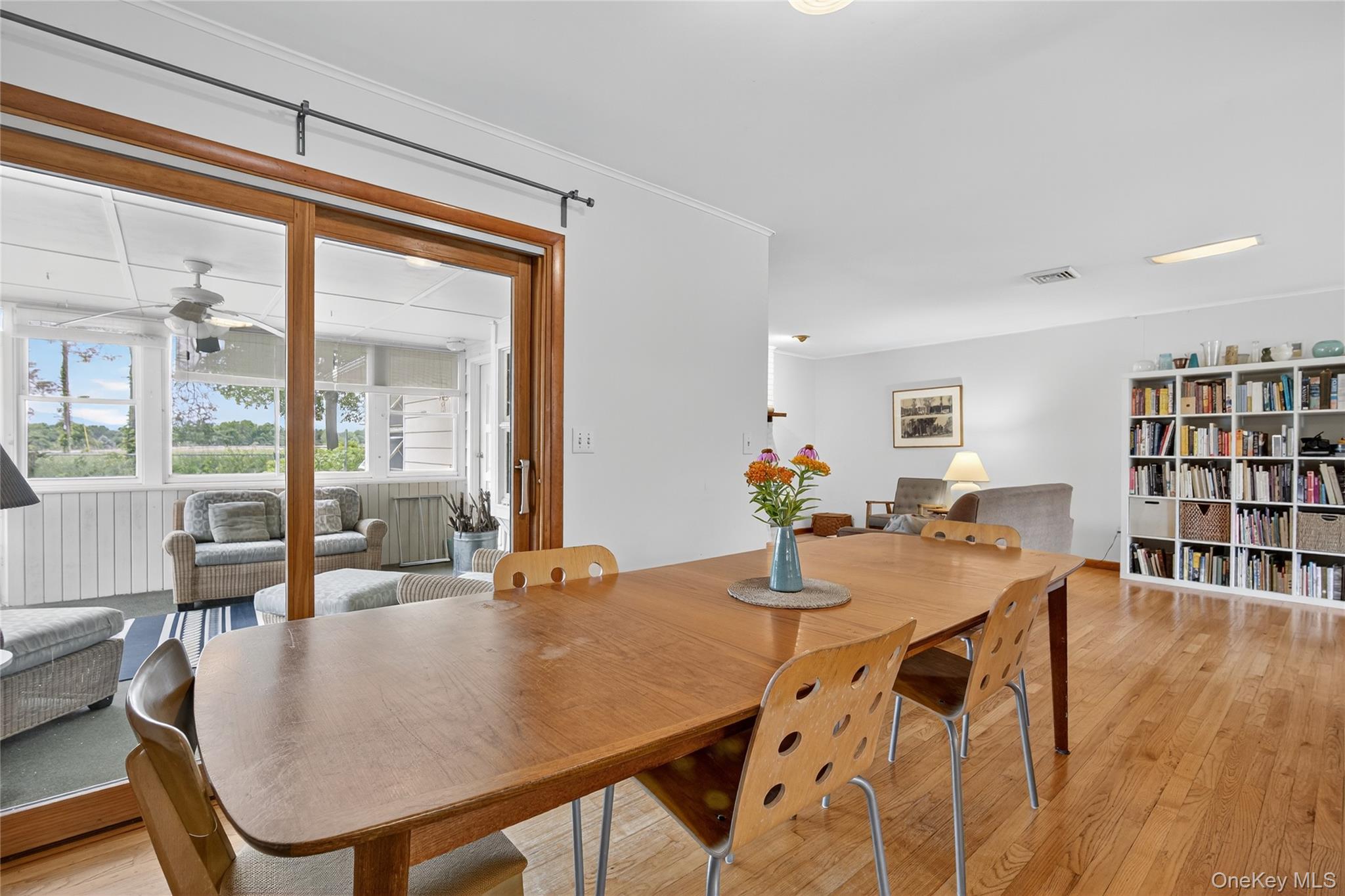 7641 N Broadway, Red Hook, NY 12571