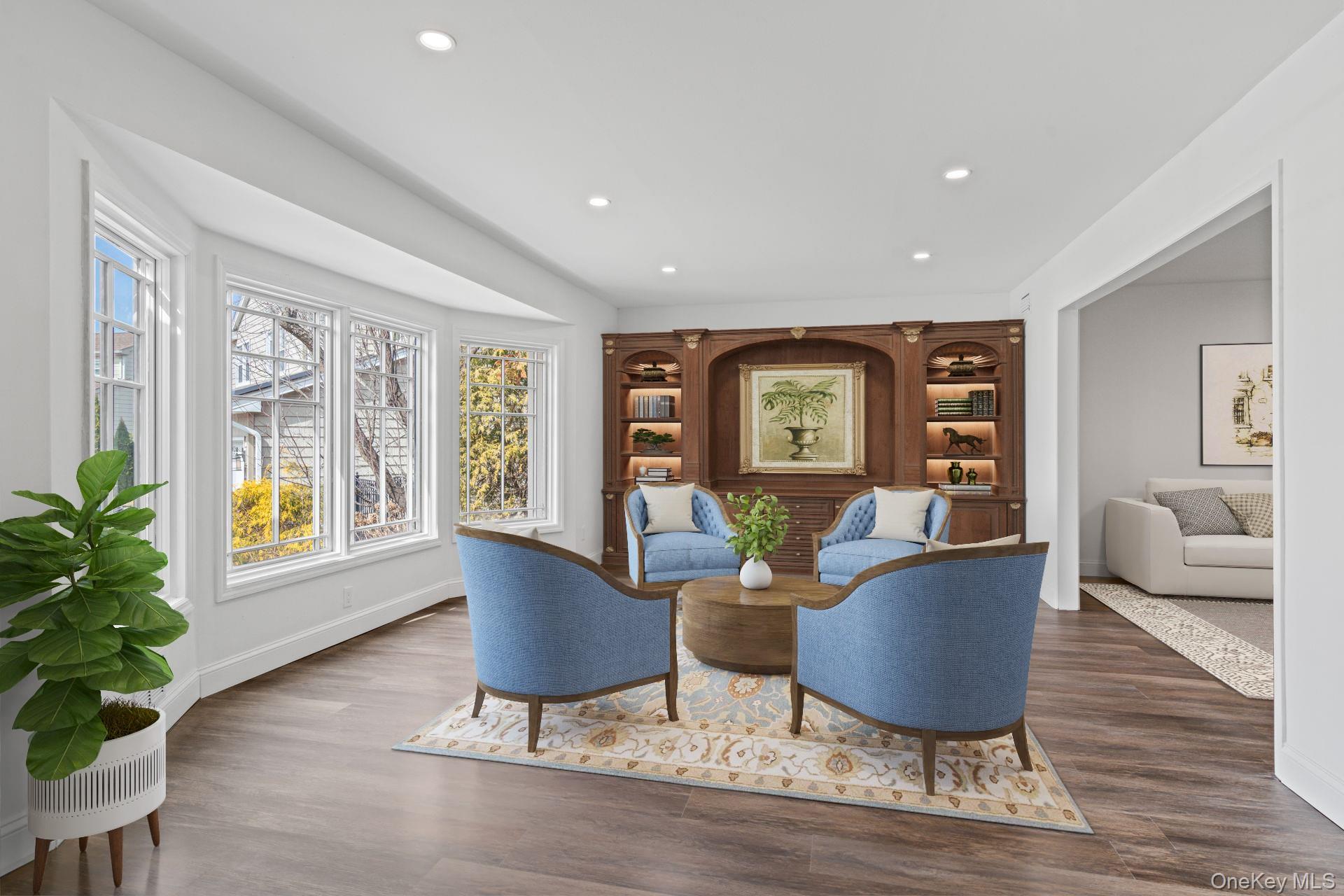 12 Foxhurst Court, Manhasset Hills, NY 11040