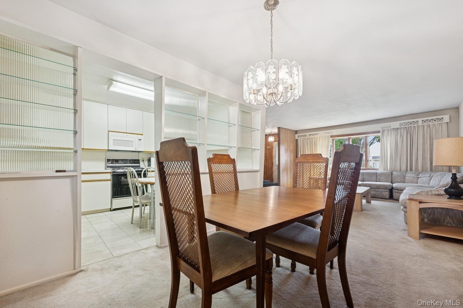 3 Rutland Road, Massapequa, NY 11758