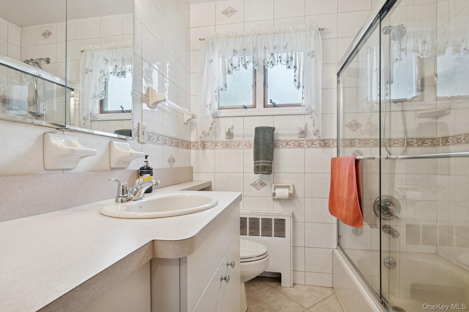 3 Rutland Road, Massapequa, NY 11758