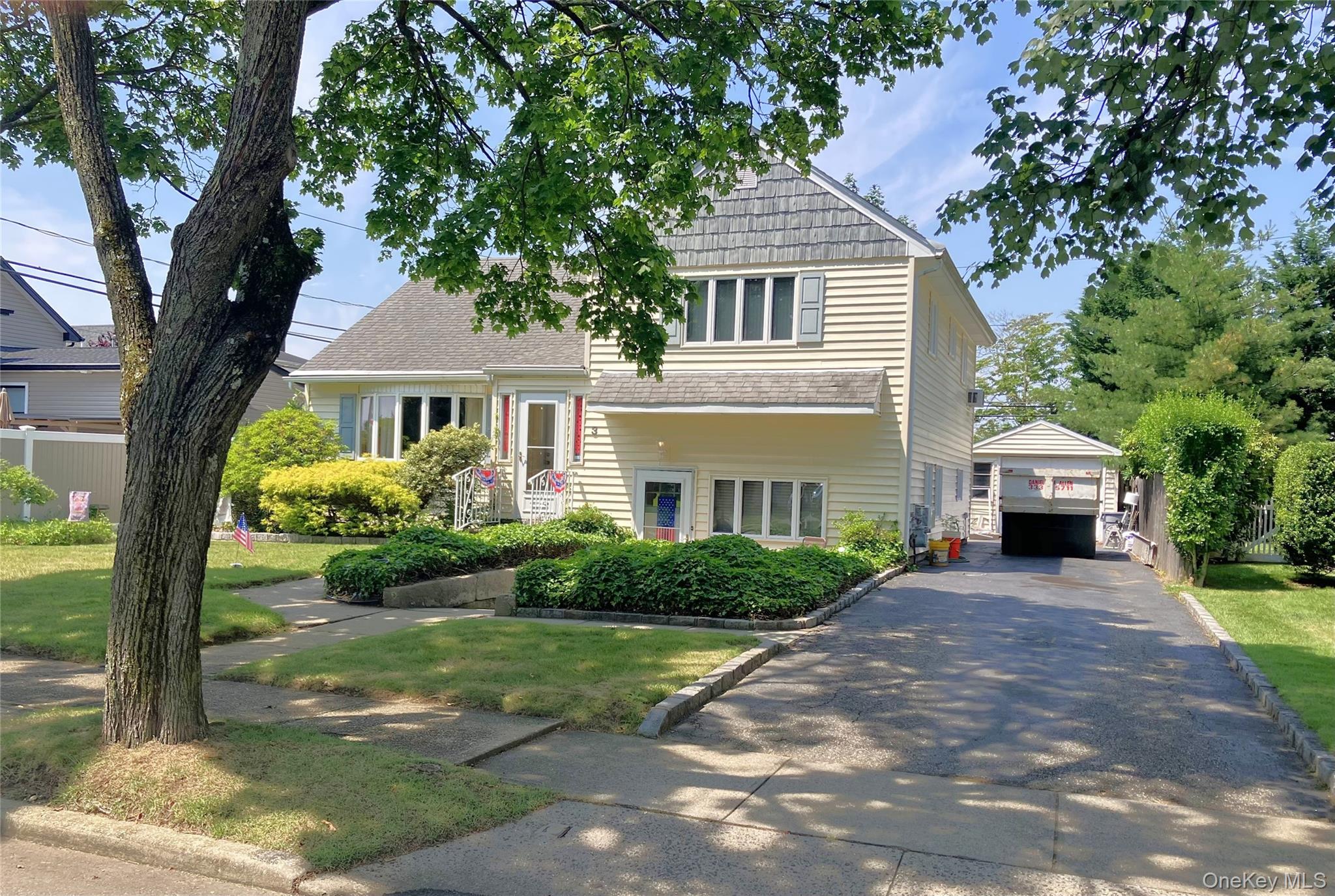 3 Rutland Road, Massapequa, NY 11758