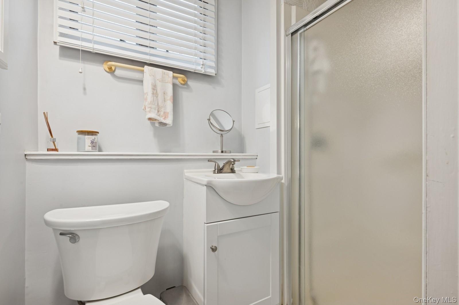 3 Rutland Road, Massapequa, NY 11758