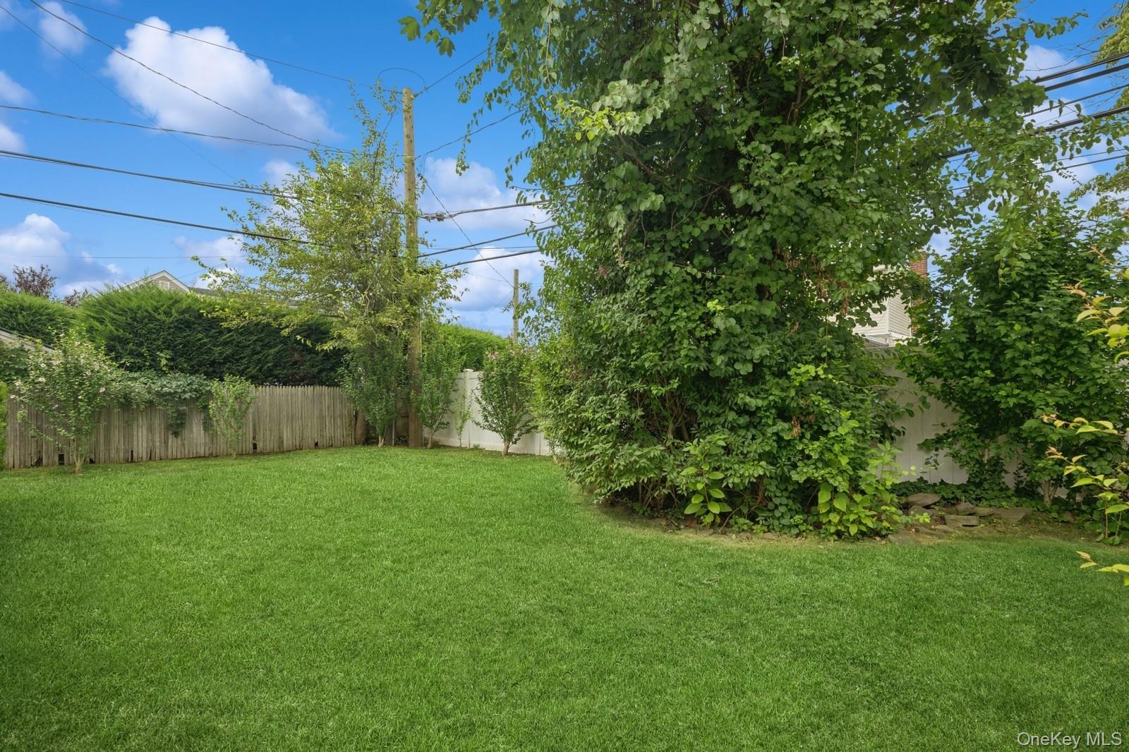 3 Rutland Road, Massapequa, NY 11758