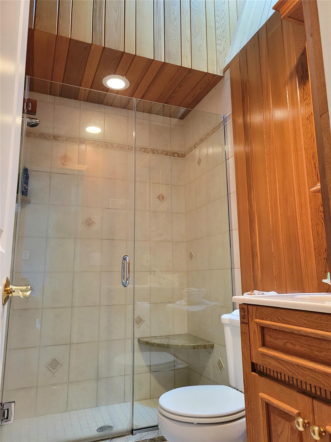 67 Wakeman Road, Hampton Bays, NY 11946