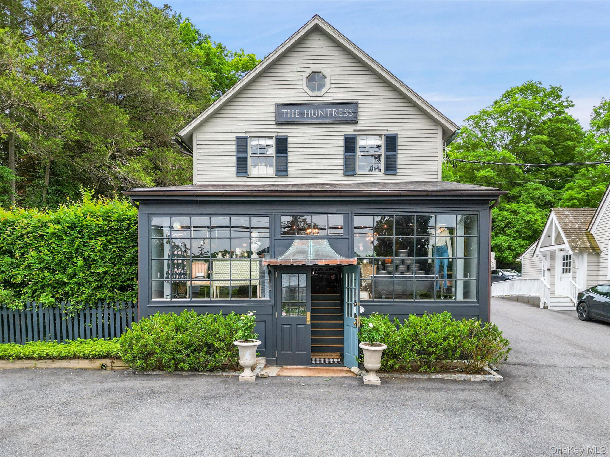 259 Westchester Avenue, Pound Ridge, NY 10576