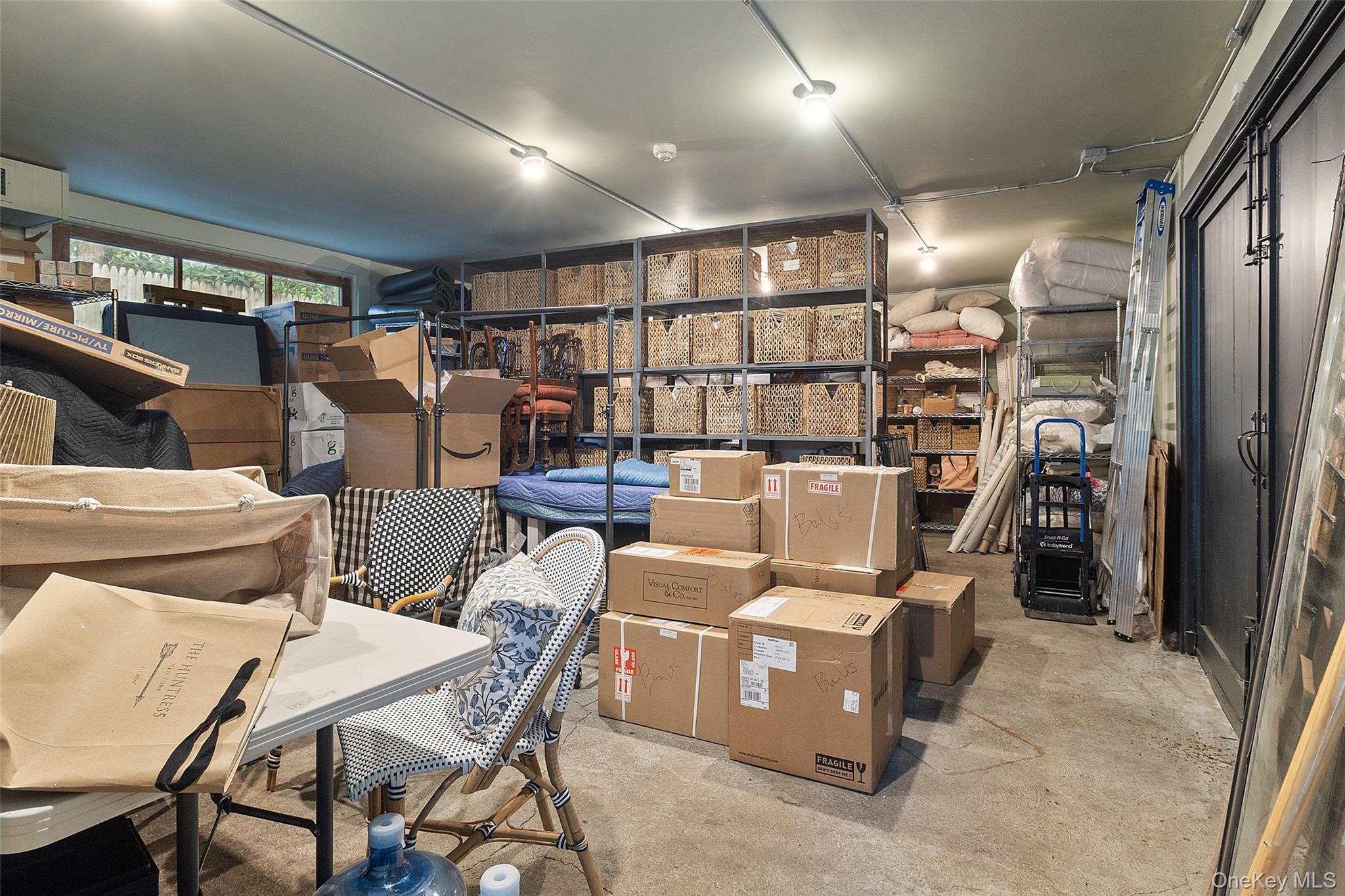 259 Westchester Avenue, Pound Ridge, NY 10576